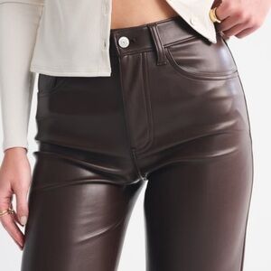 Abercrombie & Fitch High Rise 90s Relaxed Vegan Leather Pant